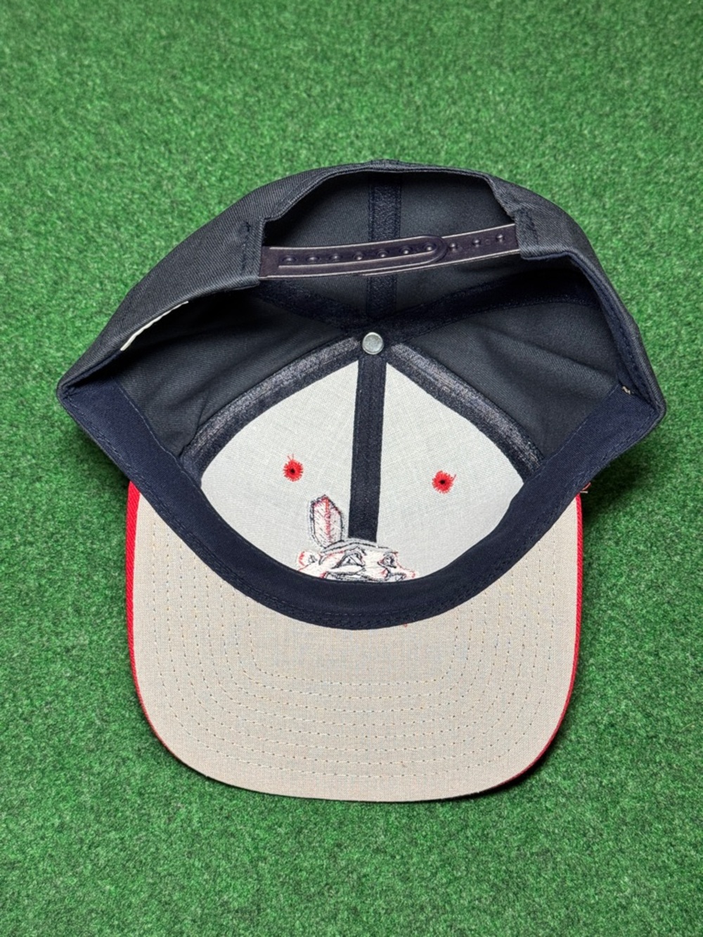 Cleveland Indians Vintage Chief Wahoo Snapback Cap Baseball Hat Twins MLB - Picture 5 of 7